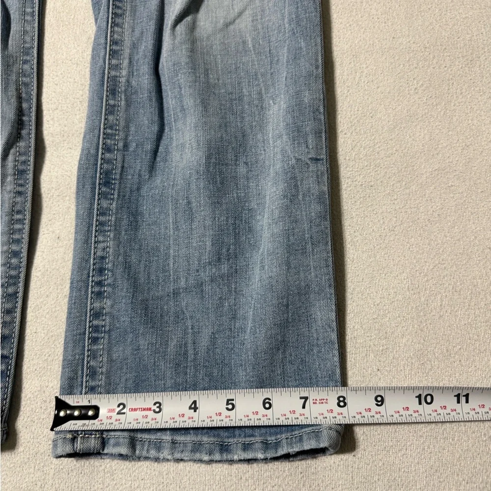 BKE Jeans Mens 33x29 Jake Straight Light Wash Mid‎ Rise Distressed Stretch Denim